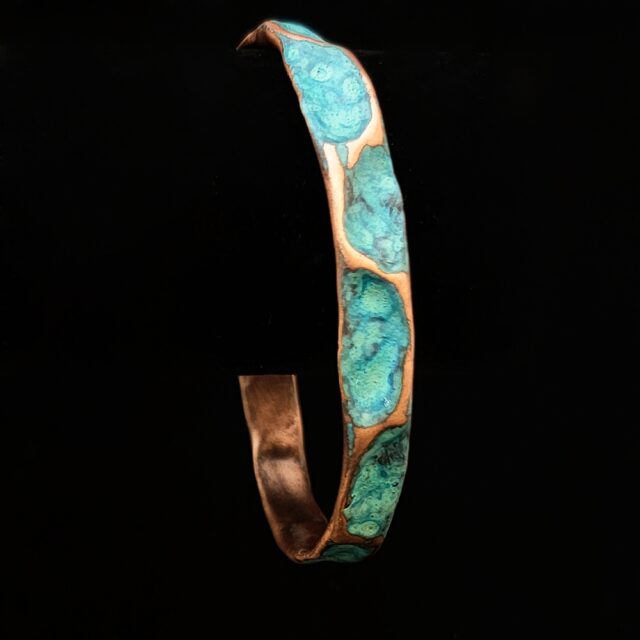 Medium Copper Cuff by Chikako Myers