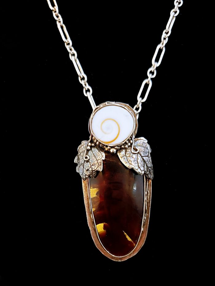 Fine Silver Amber and Fossilized Shell Necklace by Joan Roberts 1110n - Image 2