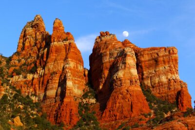 Moonrise Over Red Rocks by Iris Yang