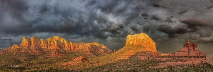 Red Rock Country by Bill Belvin