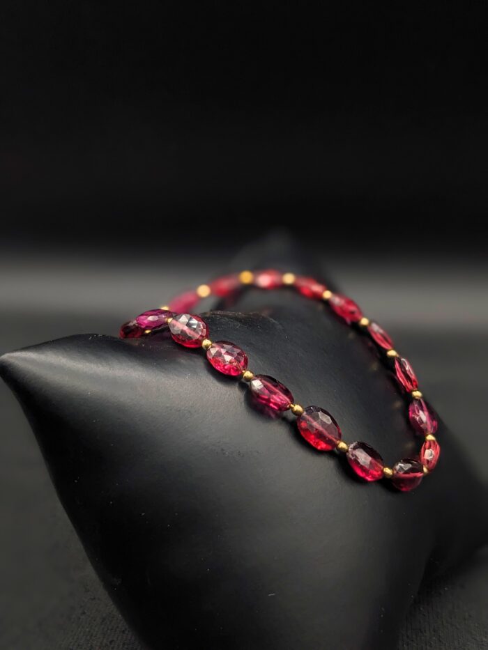 Garnet Beaded Bracelet by Robin Hanna RH054