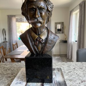 Bronze Sculpture of Mark Twain by Dennis Sohocki