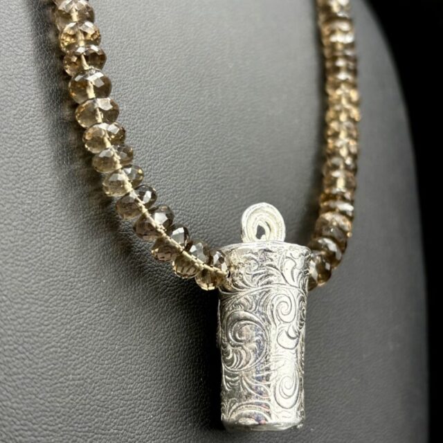 Fine Silver Vert Bead and Smokey Quartz Necklace by Joan Roberts 5000n