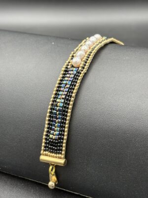 Black and Gold Seed Bead by Nancy Leicht NanC19