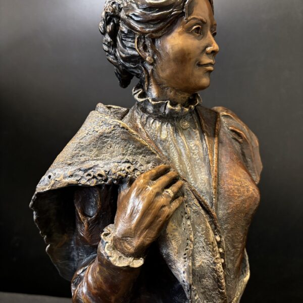 Sedona Bust by Susan Kliewer