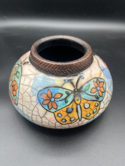 Flutter by Lyn and Ken Mikell 2190