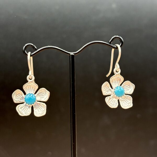 Sterling 5-Petal Flower Earrings with Turquoise by Tom Yazzie TYE-903