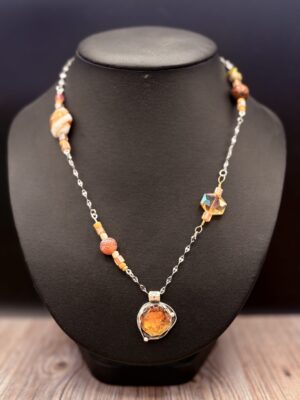 Maple Chai Necklace by Sharon Gilham scs122n