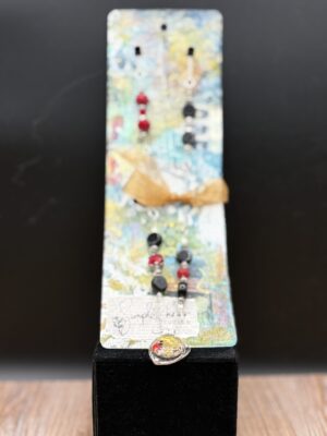 Sunday Licorice Necklace by Sharon Gilham scs120n