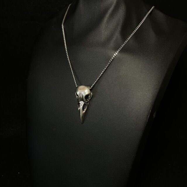 Pewter Raven Skull Necklace by Deanne McKeown DMK7030