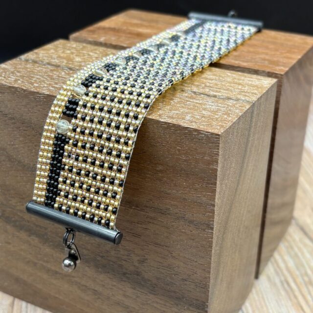 Gold with Black Miyuki and Citrine by Nancy Leicht NANCUF2