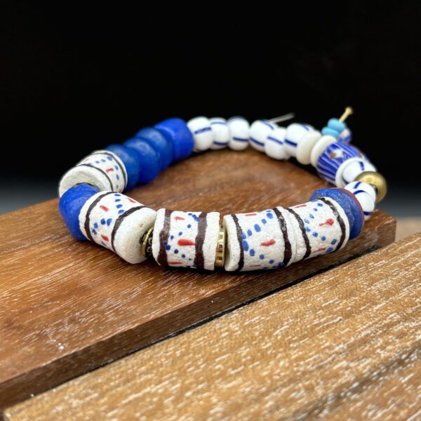 African Bead Stretch Bracelet by Smokey Cruz SC108B