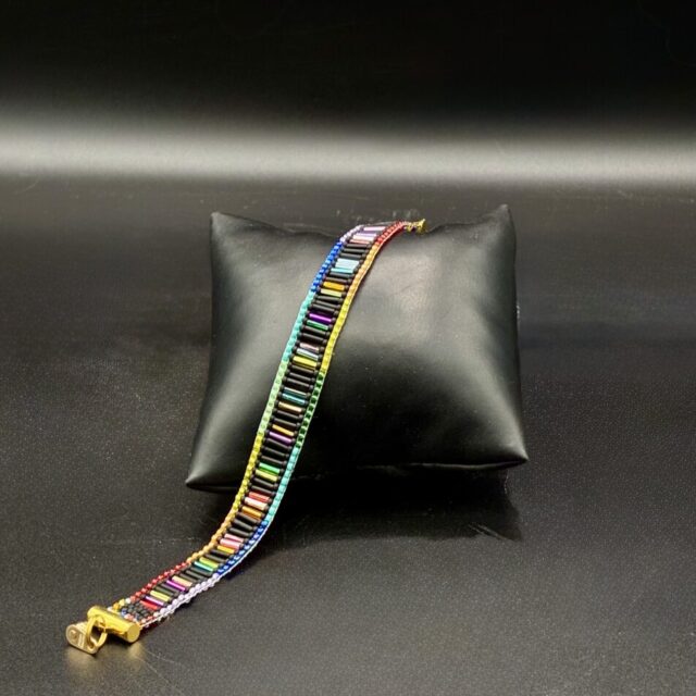 Rainbow Bugles by Nancy Leicht NAN APR 30-7