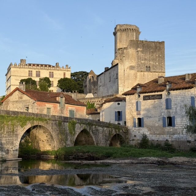 FRANCE! Discovering the terroir of the Dordogne Clay Workshop