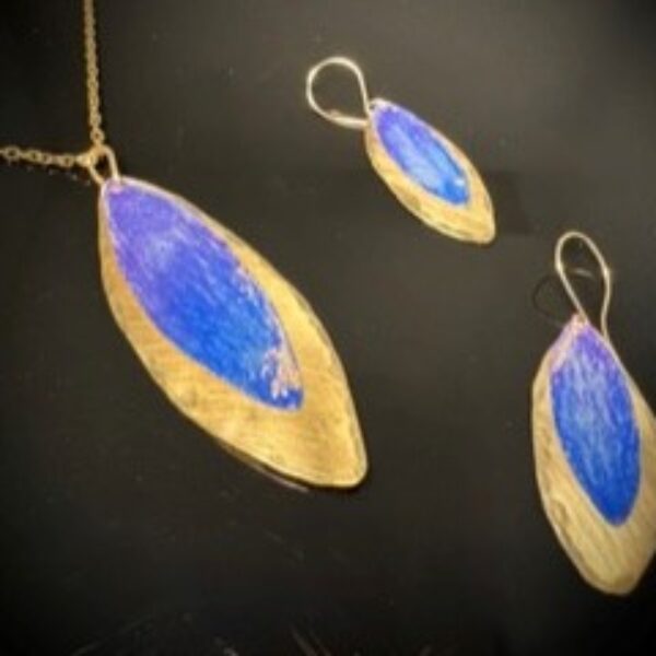 Color on Metal: Patinas, Texture & Design